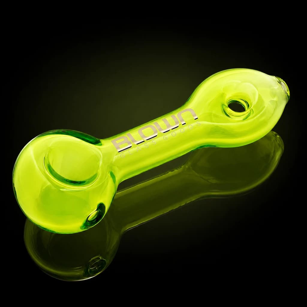 Blown Puffer Hand Pipe